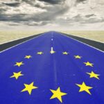 Viaggiare in moto in Europa: limiti di velocità e sanzioni
